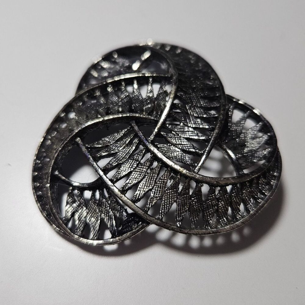 Silver Tone Vintage Swirl Brooch
